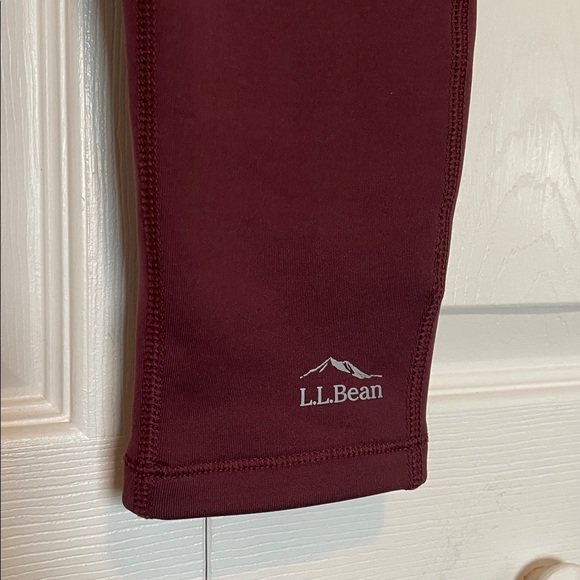 Women’s LP LL Bean yoga/athletic ankle leggings Fleece lined wine/burgundy color - Picture 1 of 12